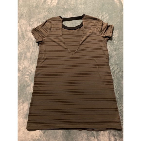 FOREVER 21 T-SHIRT DRESS - Picture 2 of 2